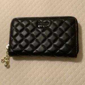 Chic Black Quilted Clutch with Gold Charm